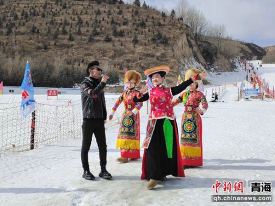 ͼϊ�ʺ��ѩ�ļ����μ���ֳ������������������������ξ� ��ͼ ͼϊ�ʺ��ѩ�ļ����μ���ֳ������������������������ξ� ��ͼ