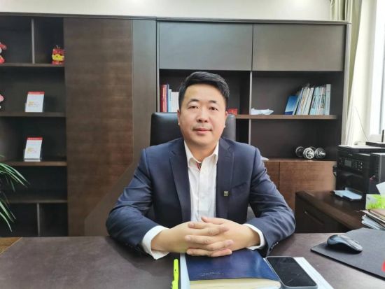 张振宇 人保寿险青海省分公司 党委委员、总经理助理 张振宇 人保寿险青海省分公司 党委委员、总经理助理