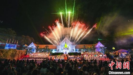 泰国廊开府民众庆祝当地传统节日。(资料图) 颂朋·蓬塔德 摄 泰国廊开府民众庆祝当地传统节日。(资料图) 颂朋·蓬塔德 摄