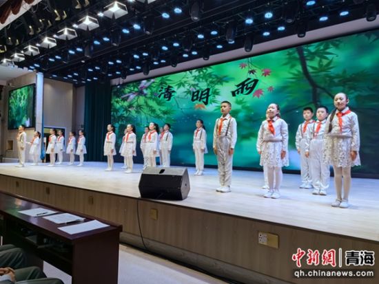图为活动现场。李隽 摄 图为活动现场。李隽 摄