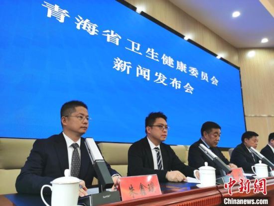图为上海援青医疗人才介绍情况。张添福摄 图为上海援青医疗人才介绍情况。张添福摄