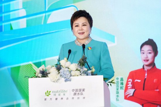 安利(中国)董事长兼总裁余放。 安利(中国)董事长兼总裁余放。
