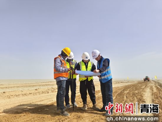 图为施工现场。国家能源集团 供图 图为施工现场。国家能源集团 供图