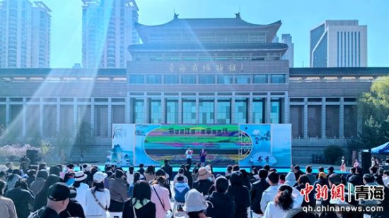 图为活动现场。李隽 摄 图为活动现场。李隽 摄