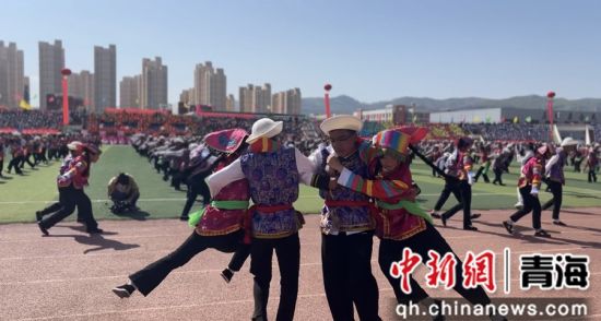 图为活动现场。李江宁摄 图为活动现场。李江宁摄