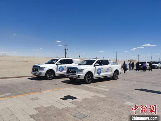图为无人驾驶车载垂直气象观测系统。 青海省气象局 供图 图为无人驾驶车载垂直气象观测系统。 青海省气象局 供图