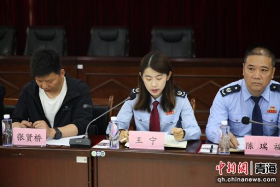 图为生物园区党委委员、副局长王宁交流发言。 刘露摄 图为生物园区党委委员、副局长王宁交流发言。 刘露摄