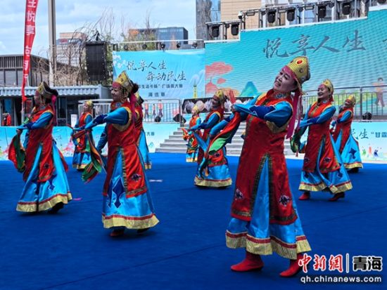 图为活动现场。李隽 摄 图为活动现场。李隽 摄