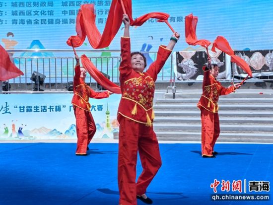 图为活动现场。李隽 摄 图为活动现场。李隽 摄