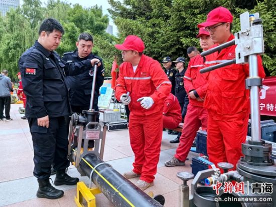 图为活动现场。李隽 摄 图为活动现场。李隽 摄