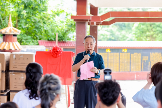 广西壮族自治区关工委副主任钟水生 广西壮族自治区关工委副主任钟水生