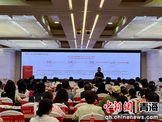 图为讲座现场。李江宁 摄