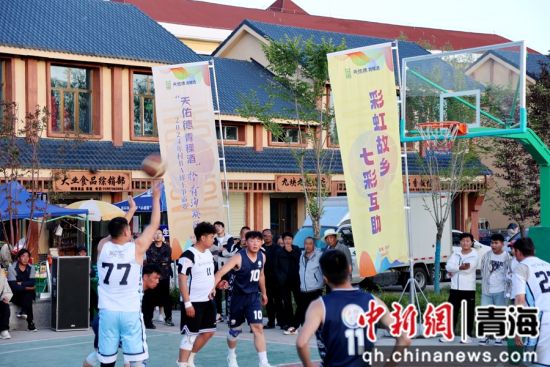 图为活动现场。天佑德青稞酒 供图 图为活动现场。天佑德青稞酒 供图