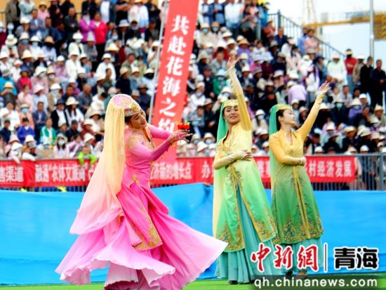 图为活动现场。李隽 摄 图为活动现场。李隽 摄