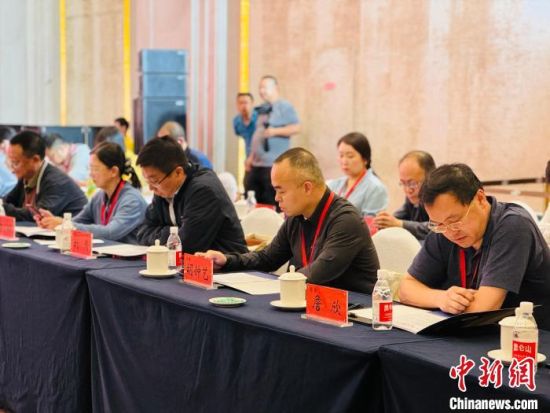 图为参会嘉宾。 中新网记者 孙睿 摄 图为参会嘉宾。 中新网记者 孙睿 摄