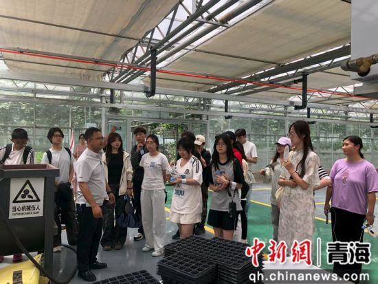 图为活动现场。三江源生态保护基金会供图