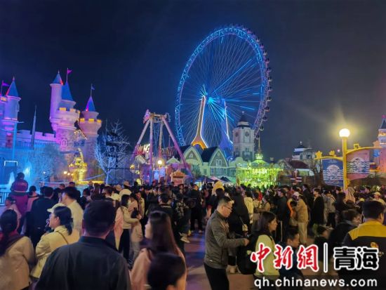图为童梦星空光影节现场。张淑兰摄 图为童梦星空光影节现场。张淑兰摄