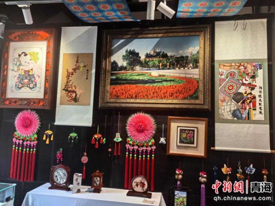 图为轮展现场。西宁市民宗委供图 图为轮展现场。西宁市民宗委供图