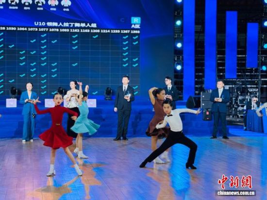 图为比赛现场。孙睿 摄