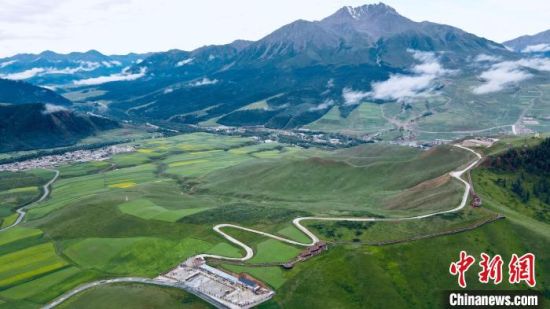 图为祁连山国家公园青海片区风光。李江宁 摄 图为祁连山国家公园青海片区风光。李江宁 摄