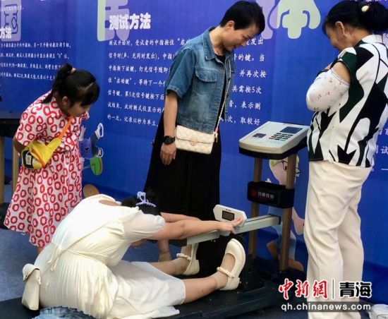 图为活动现场。靳文俊 摄 图为活动现场。靳文俊 摄