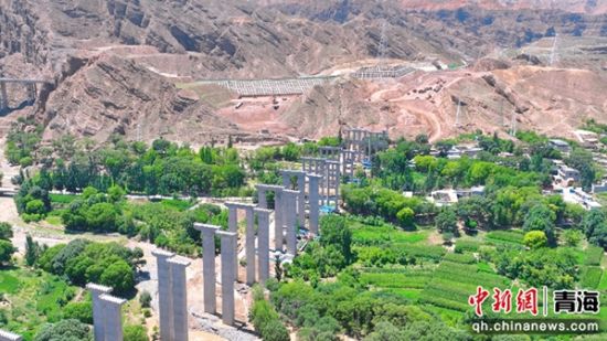 图为项目建设现场。 李向东供图 图为项目建设现场。 李向东供图