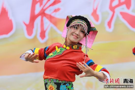 图为活动现场。石延寿 摄 图为活动现场。石延寿 摄