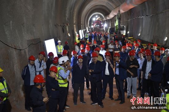 图为活动现场。中铁三局 供图 图为活动现场。中铁三局 供图