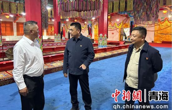 图为调研现场。李庆摄 图为调研现场。李庆摄