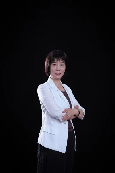 方银霞 方银霞
