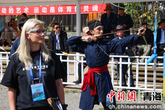 图为比赛现场。薛蒂 摄