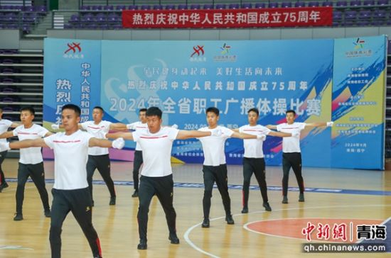 图为体操比赛现场。海元摄 图为体操比赛现场。海元摄