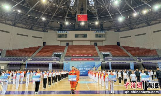 图为体操比赛现场。海元摄 图为体操比赛现场。海元摄
