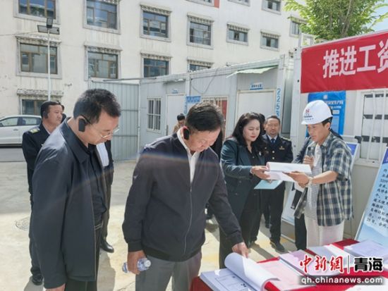 图为推进会现场。尹德俊摄