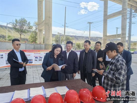 图为推进会现场。尹德俊摄