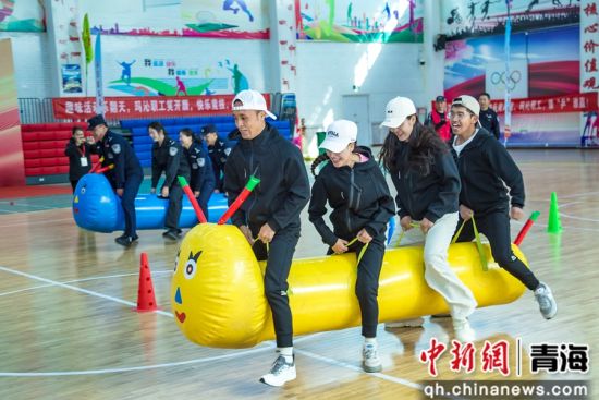 图为趣味运动现场。玛沁县总工会供图