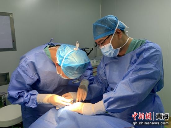 ͼϊ�����е�һ����ҽժ��һ���ڹ����ݴ����ؿ�չ�ۿƽ���ɸ�����ρ������е�һ����ҽժ��ͼ ͼϊ�����е�һ����ҽժ��һ���ڹ����ݴ����ؿ�չ�ۿƽ���ɸ�����ρ������е�һ����ҽժ��ͼ