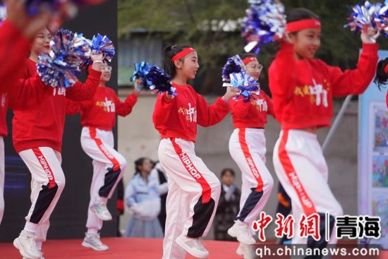 ͼϊ�ຣʦ����ѧ����ʵ����ѧ�ڶ�ʮ���조��ƻ����у�ļ��������ϵ��ݳ����ຣʦ����ѧ����ʵ����ѧ��ͼ ͼϊ�ຣʦ����ѧ����ʵ����ѧ�ڶ�ʮ���조��ƻ����у�ļ��������ϵ��ݳ����ຣʦ����ѧ����ʵ����ѧ��ͼ