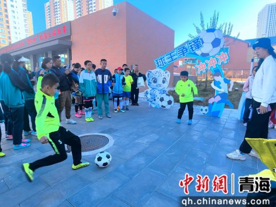 图为比赛现场。李隽 摄 图为比赛现场。李隽 摄