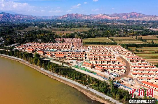 图为灾后重建地质灾害避险搬迁安置点。马清 摄 图为灾后重建地质灾害避险搬迁安置点。马清 摄