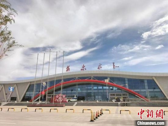 图为格尔木机场。(资料图) 青海机场有限公司 供图 图为格尔木机场。(资料图) 青海机场有限公司 供图